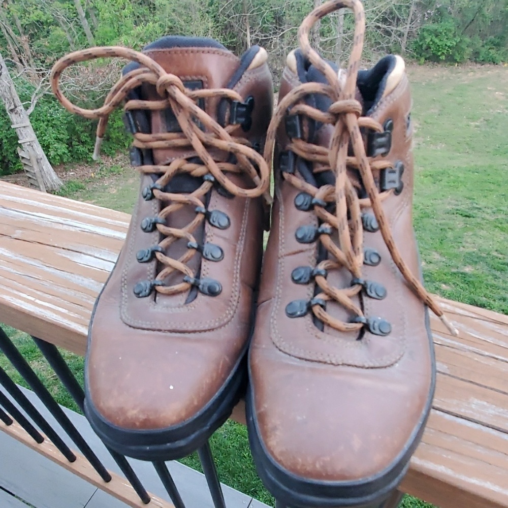 Timberland hiking boots, unisex